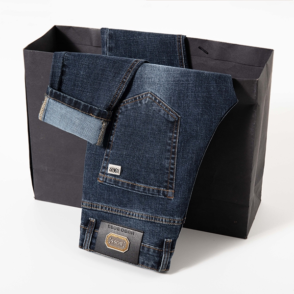 ブランドジーンズ正面デザイン